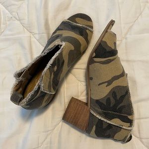 Camo booties